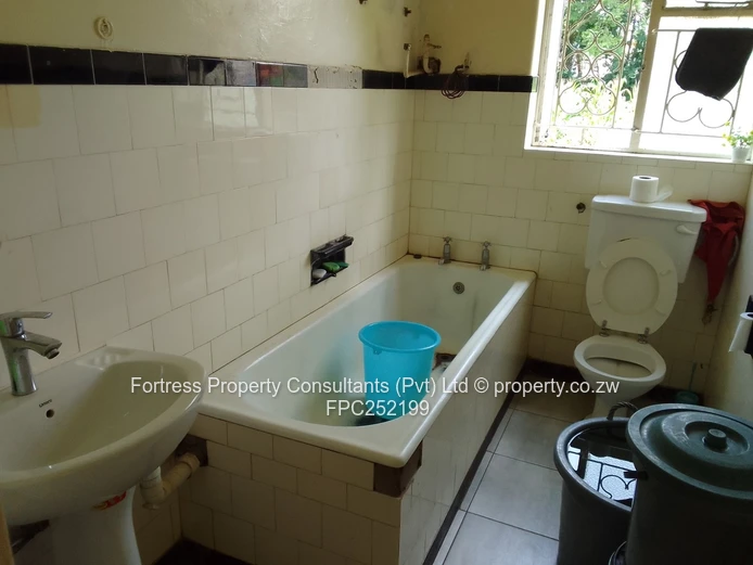 Spacious Ground Floor Flat + Self-Contained Cottage