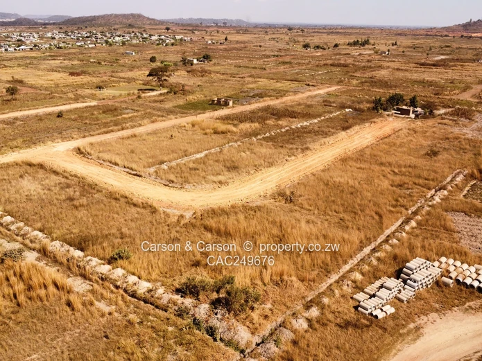 300m² Stand in Spitzkop — Panoramic Views & Services