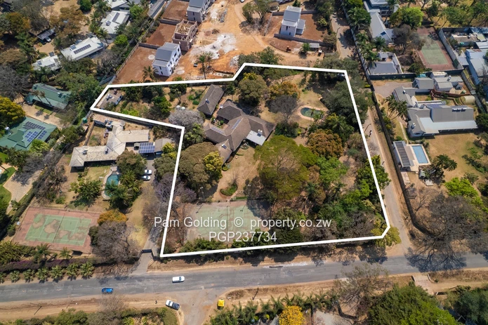 Two Acres on Kew Drive