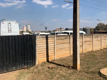 Commercial & Industrial Land
