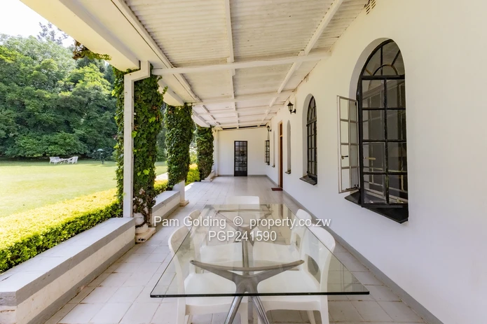 Classic Cape Dutch Architecture in Greendale North / Highlands