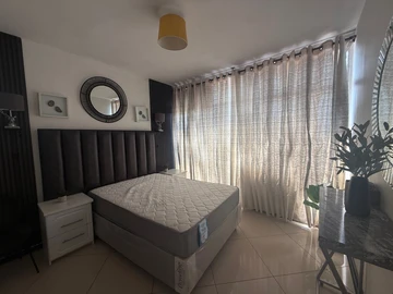 Flat & Apartment