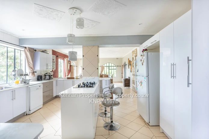 Double Storey Home In Brooke View