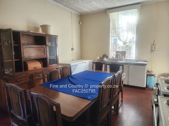 Commercial Townhouse For Sale – Bulawayo Cbd 