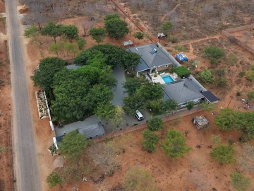 5 Bedroom House