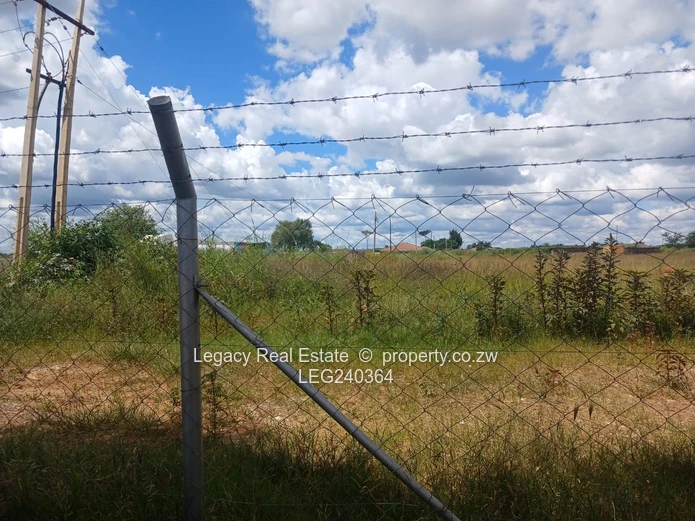 Prime Main Road Commercial Space In Tynwald