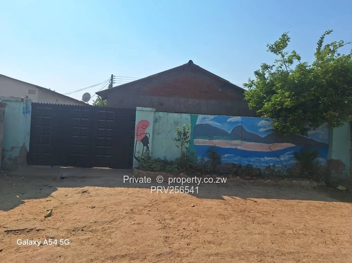 Chitungwiza Unit O, house for sale