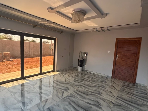 6 Bedroom House