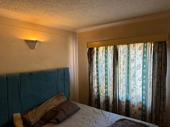 3 Bedroom Flat & Apartment