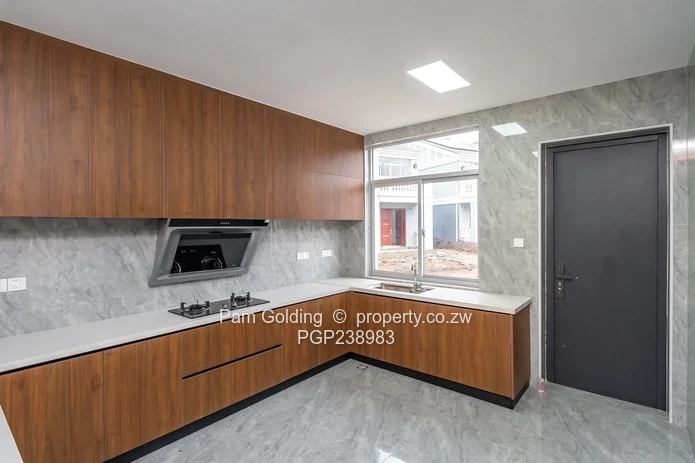 Luxury 4-Bedroom Duplexes in the Heart of Strathaven (Sole Mandate)