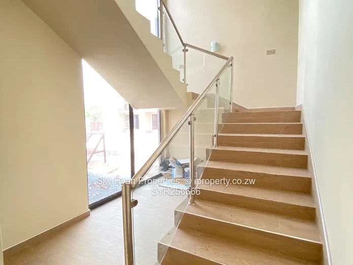 Monavale 4 Bed Duplex For Fale 