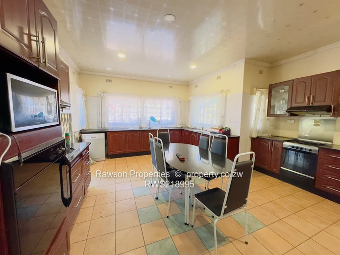 Tynwald solid gem for sale near Madokero Mall