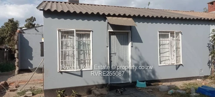 3-Bed Home in Mufakose | Municipal Water & Good ZESA