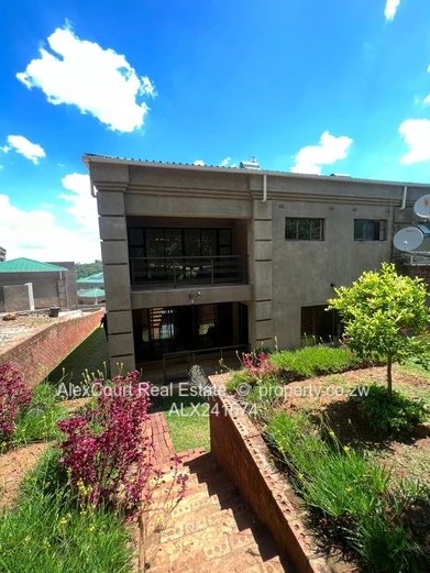 Duplex House In Greystone Park
