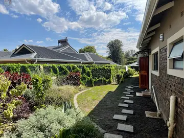 6 Unit Townhouse Complex