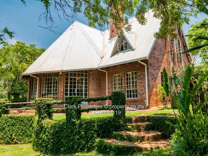 Character-Filled Family Home (Sole Mandate)