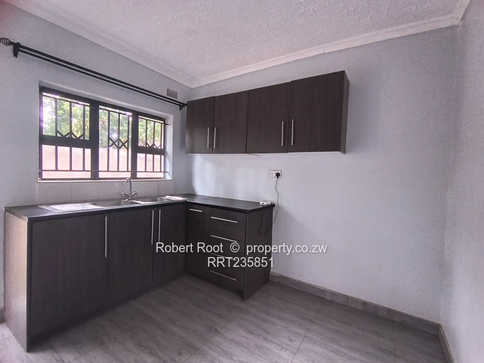 3 bed cottage in Marlborough