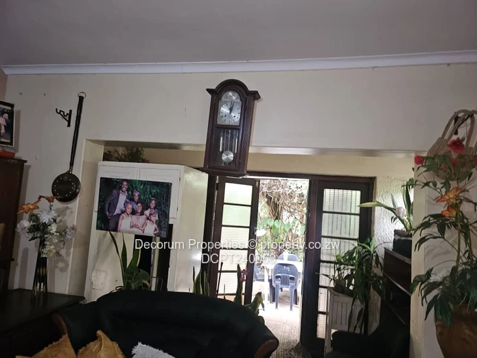 Malbereign 4 beds ,beautiful home