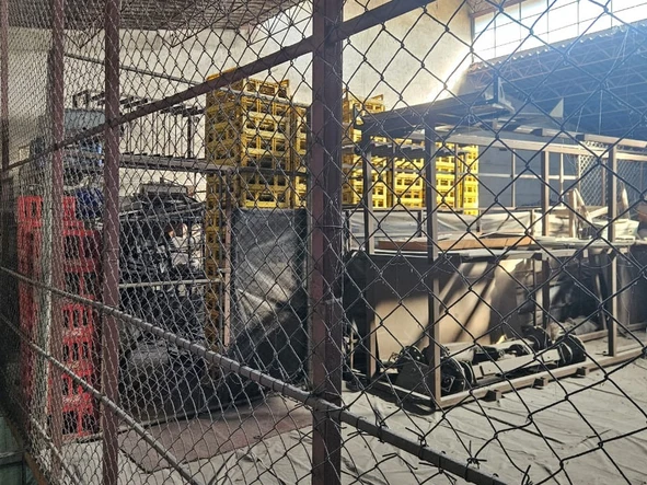 Warehouse & Factory