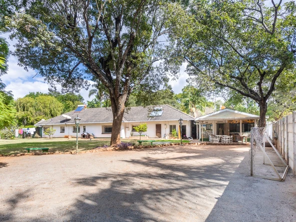 5 Bedroom House