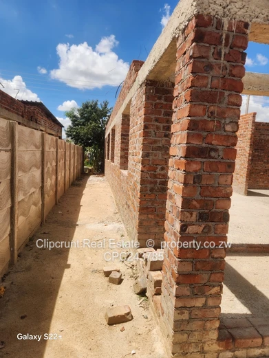 Glenview incomplete house forsale