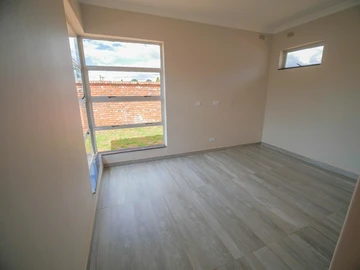 13 Unit Townhouse Complex