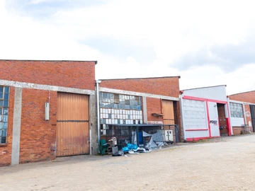Warehouse & Factory