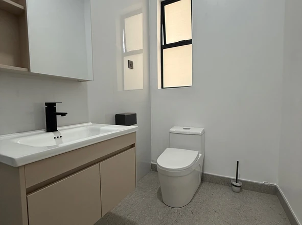 2 Bedroom Garden Flat