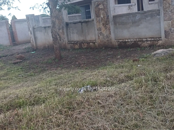 4 Beds, Double Storey Apartment (Sole Mandate)