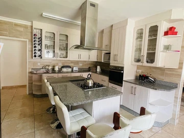 4 Bedroom Townhouse Complex