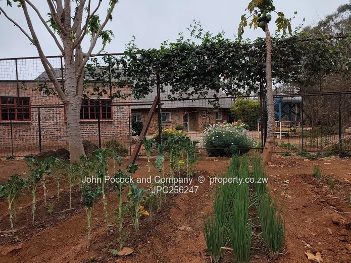 Burnside - Space & Privacy & Natural Setting