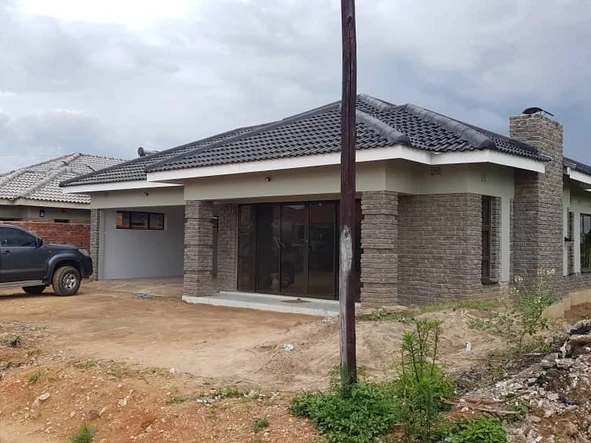Charming 3-Bedroom Family Home in Mabvazuva, Ruwa for Sale!