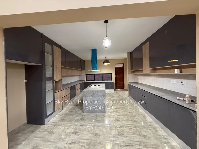 Arlington House To Let