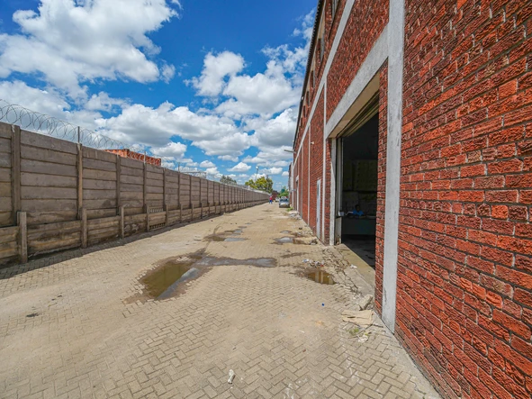 Warehouse & Factory