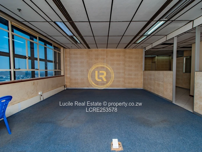 Commercial Space To Let – Karigamombe Building