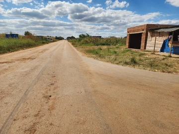Commercial & Industrial Land