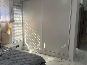 3 Bedroom Flat & Apartment