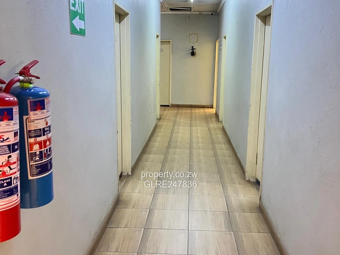Willowvale Warehouse & Yard — 5,000 m² with Offices & Borehole