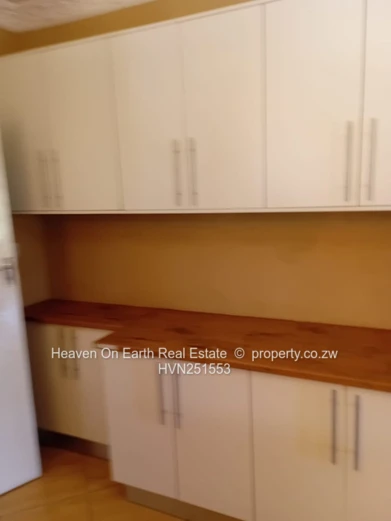 Modern cottage to rent  (Sole Mandate)