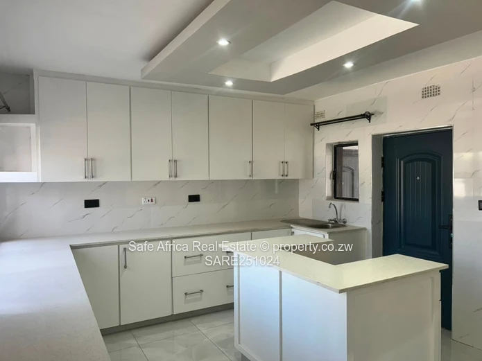 4 BEDROOM HOUSE TO LET | ZIMRE PARK, NEAR MUTARE ROAD - $700pm