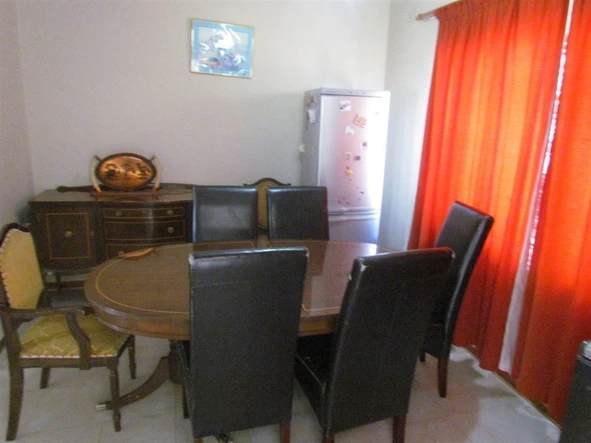 3 Bedroom Flat & Apartment