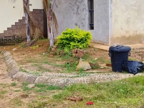 Zimre Park – Twin Pesk Mansions | US$50,000