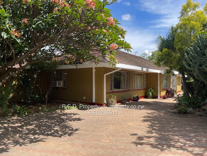 Substantial home offering space and versatility In Hillside!