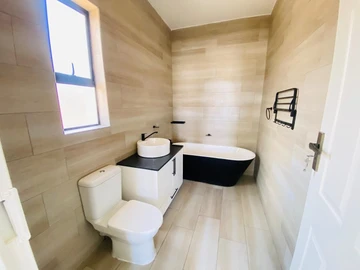 3 Bedroom Garden Flat