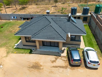 6 Bedroom House