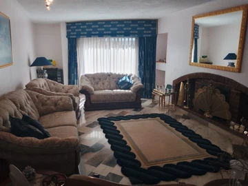 3 Bedroom Flat & Apartment