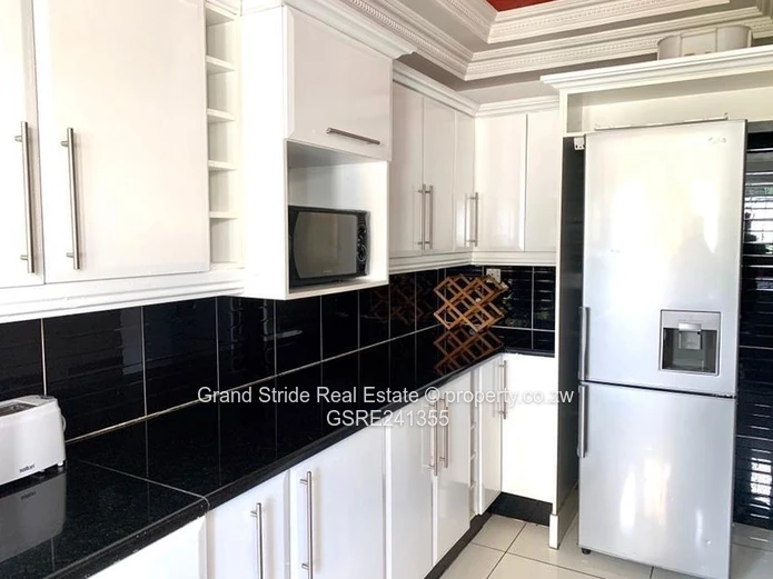 Apartment For Rent In Marlborough