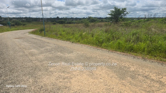 810sqm in a gated community in Marondera,3km from cbd,29k ready for tittle