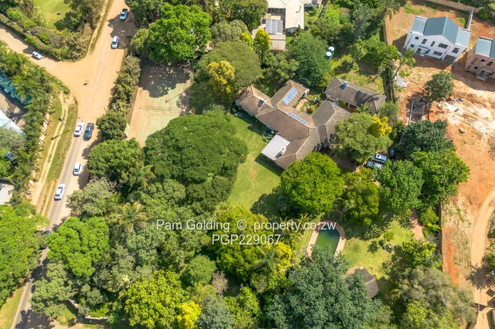Two Acres on Kew Drive