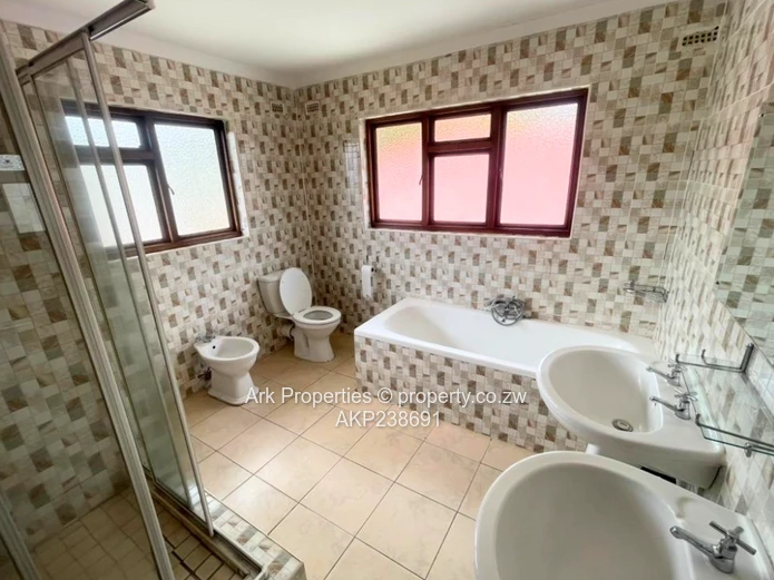 5 Bedroomed House For Rent In Borrowdale